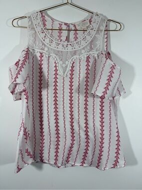 Lace Yoke Cold-Shoulder Blouse in White with Pink Stripe Embroidery
